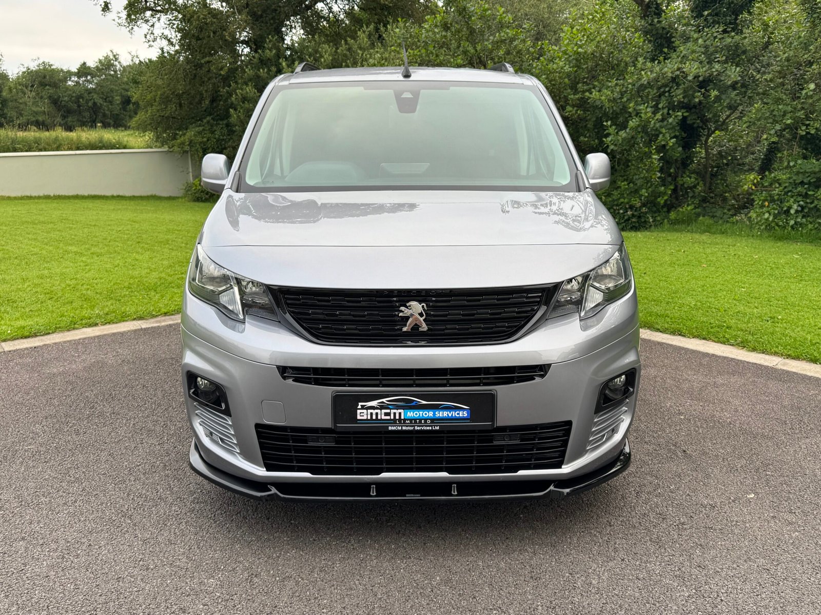 2019 (192) Peugeot Partner Professional - Image 4