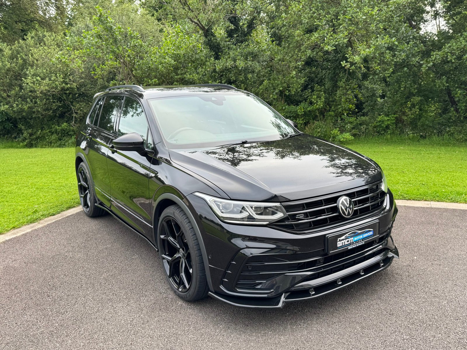 2023 (231) Volkswagen Tiguan R-Line DSG - Image 3