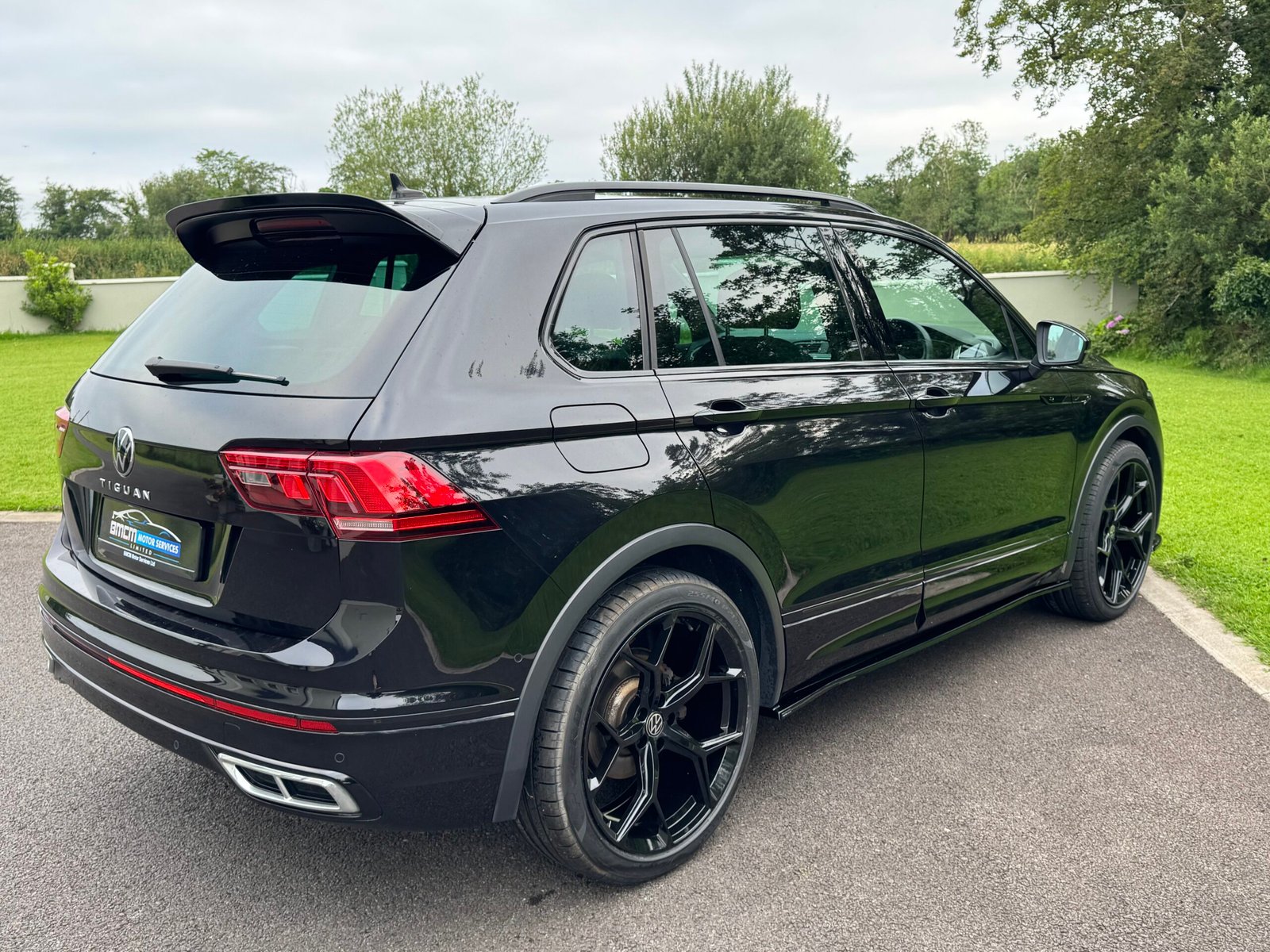 2023 (231) Volkswagen Tiguan R-Line DSG - Image 17